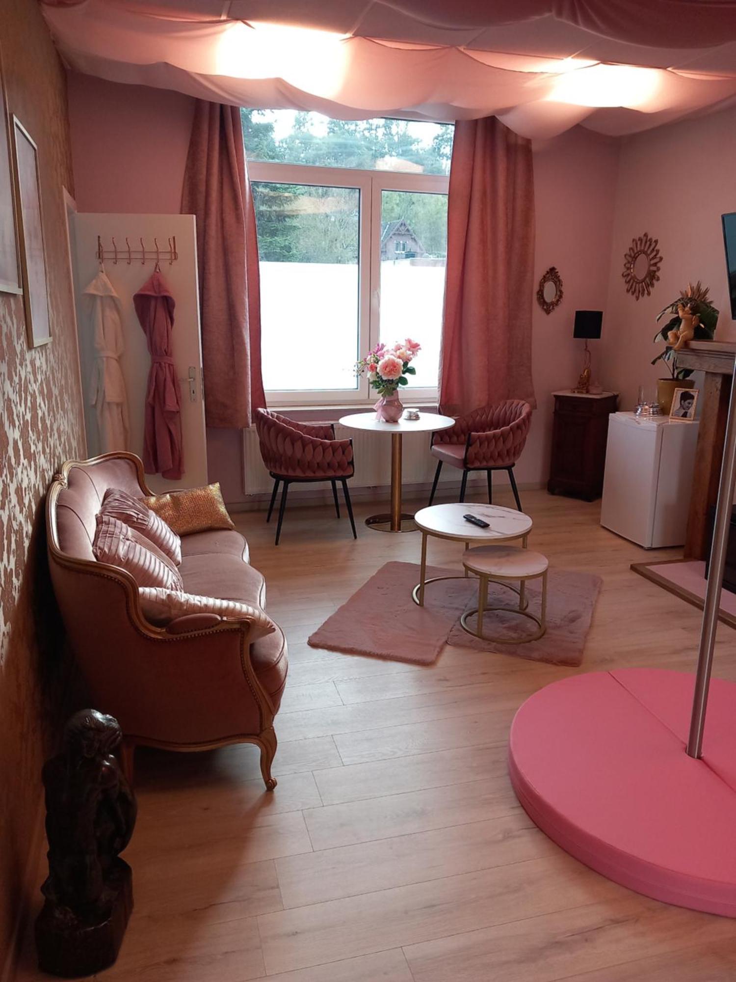 Vip Room 209 Trooz Exterior foto